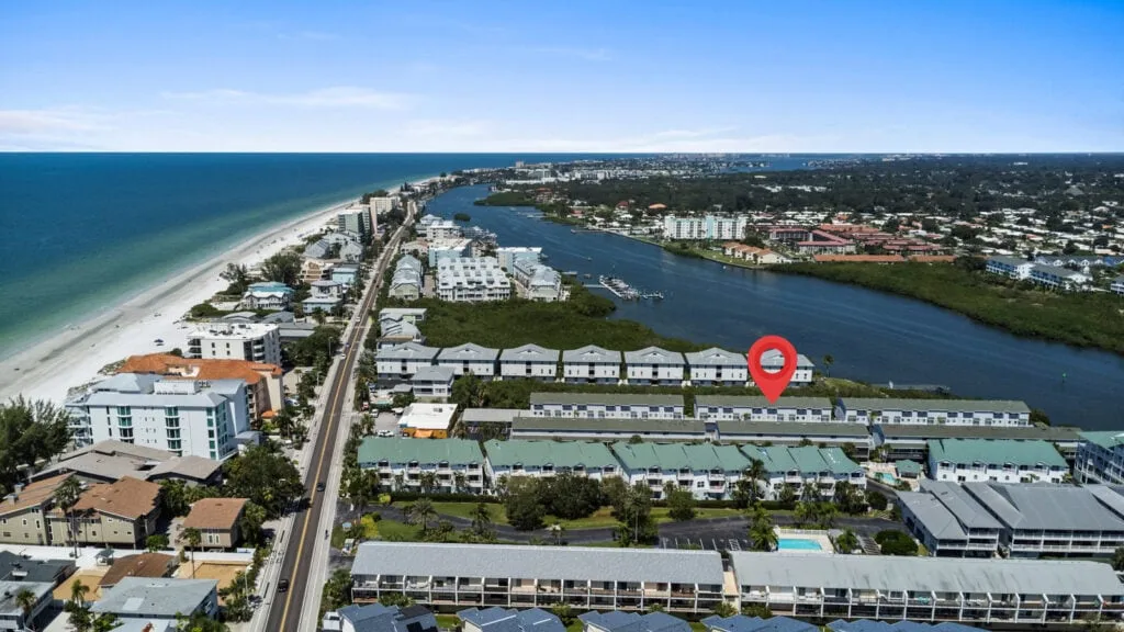 Illustration from "Everything That You Should Know About Tampa Real Estate Videography in 2025"