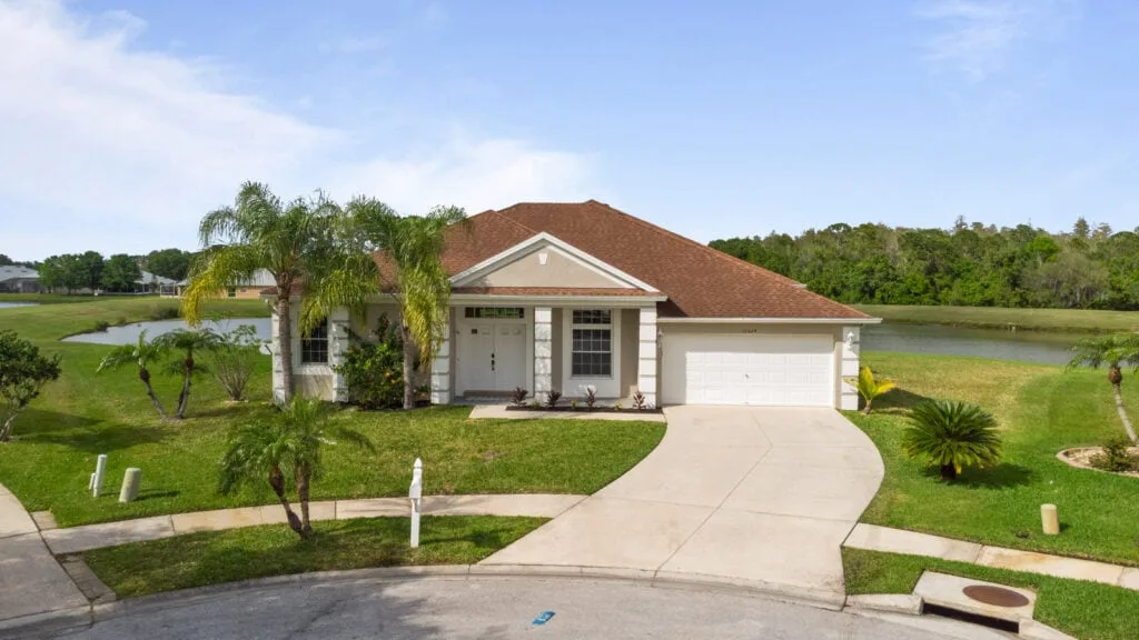 Illustration from "Professional Real Estate Photography for Tampa Bay Listings"